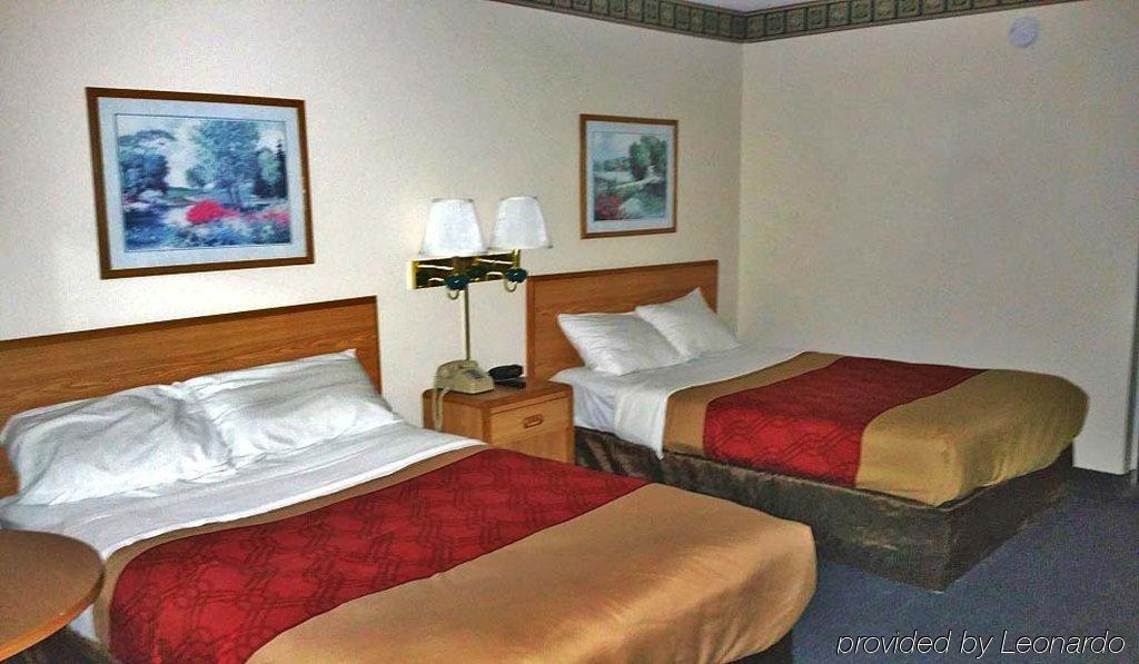 Econo Lodge Oak Grove Esterno foto